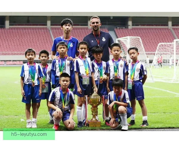 以La21体系夯实西班牙人国际青训标杆地位